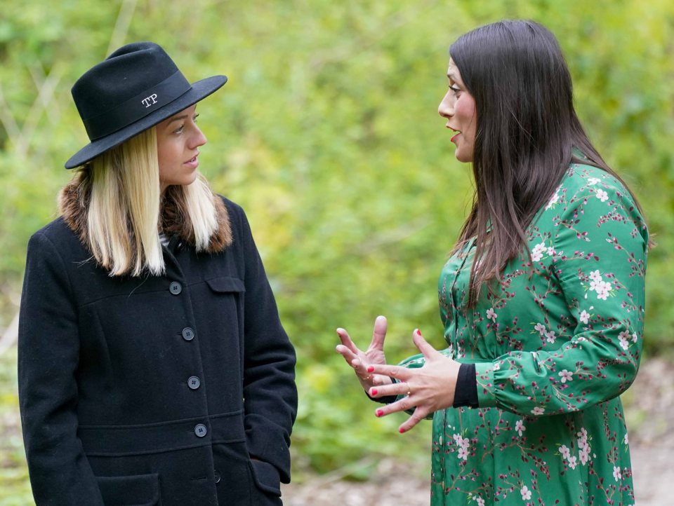 Kelsey (pictured with The Sun's Susan Hill) was wearing a hat featuring Tom's initials