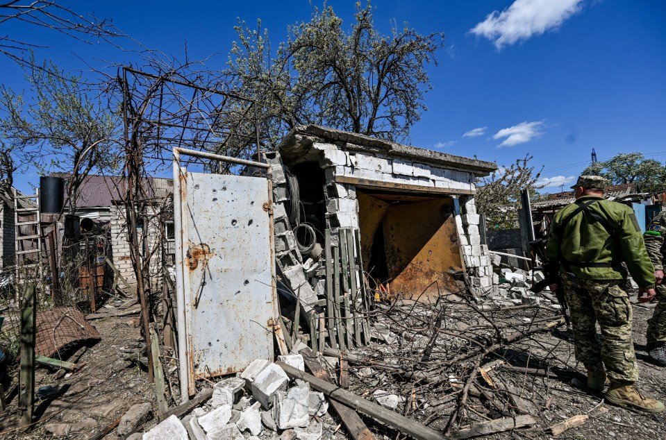 The two aid workers were captured  in Zaporizhzhia