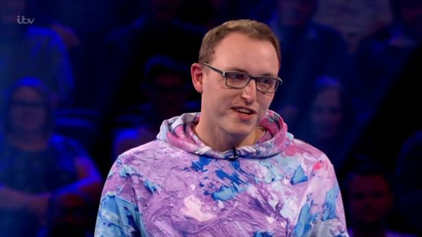 Duncan appeared on Beat the Chasers wearing an eye-catching hoodie