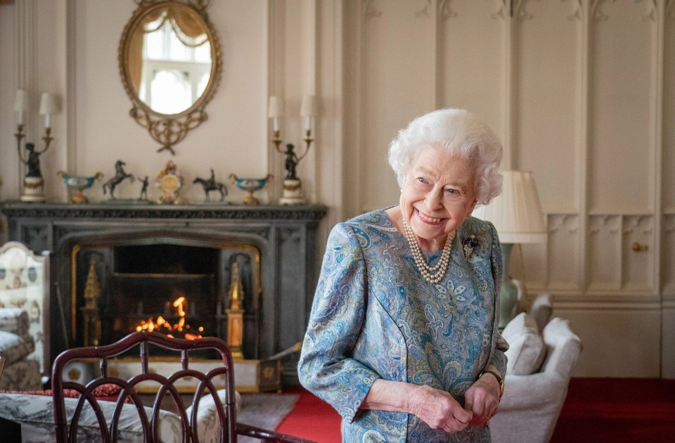 The Queen will not attend the garden parties in May or June this year, it has been announced