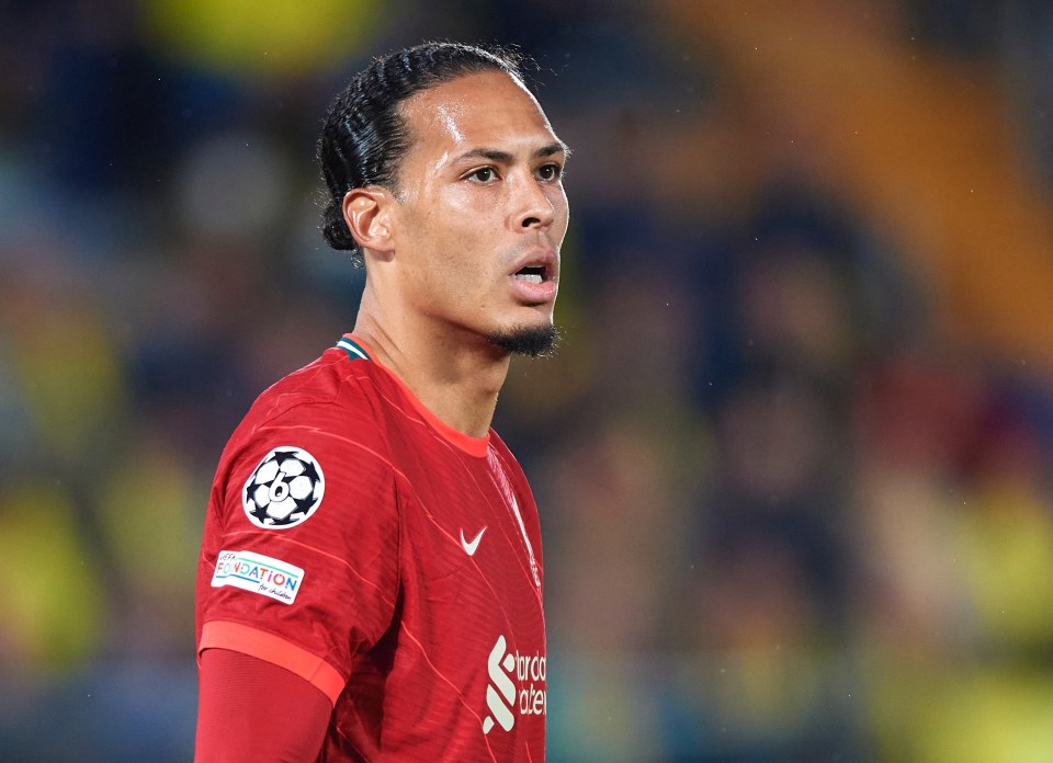 Virgil van Dijk was lavishly praised by Michael Owen prior to kick-off