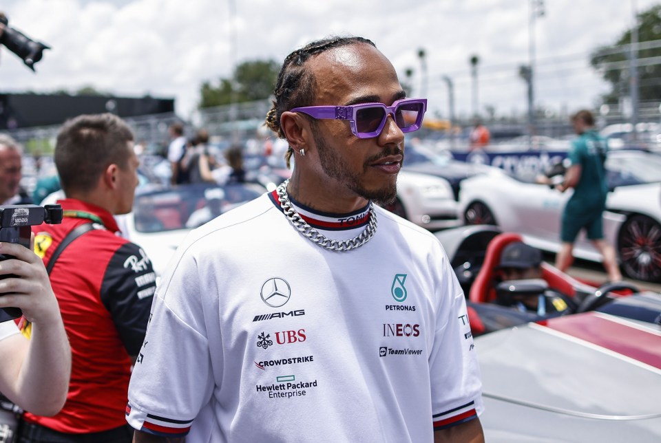 Lewis Hamilton is keen to keep racing with jewellery for the rest of the 2022 season