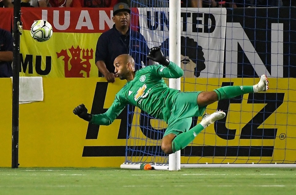 Lee Grant has announced his retirement from football