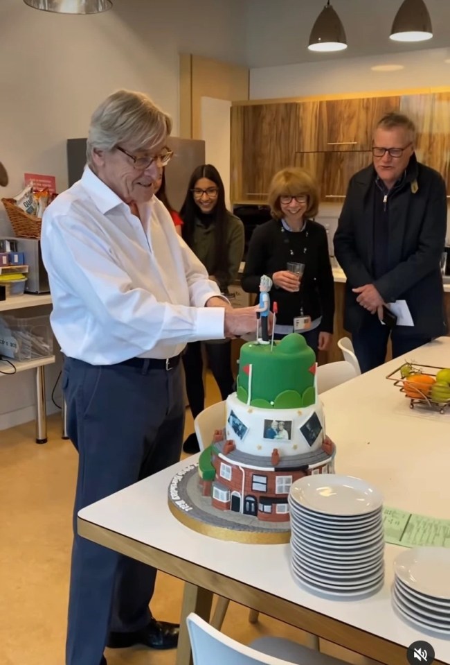 Corrie star Bill Roache was treated to a cool cake for his 90th birthday on set