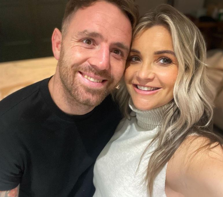 Richie Myler with his wife Helen Skelton