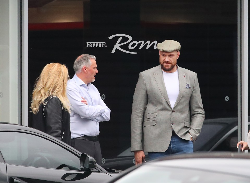 Fury and wife Paris travelled to a car dealership in Wilmslow to get their hands on the Porsche