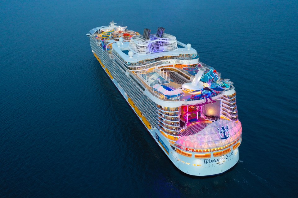 Royal Caribbean's newest venture Wonder of the Seas is 18 deck tall, 1,188ft-long and can carry 9,288 people