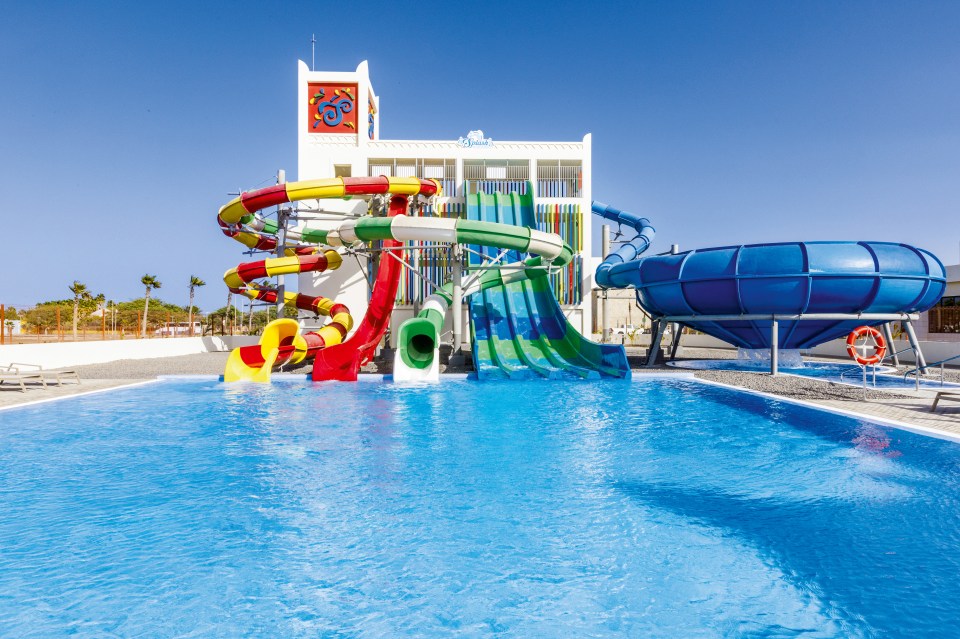 There are six pools, including a waterpark with several impressive slides