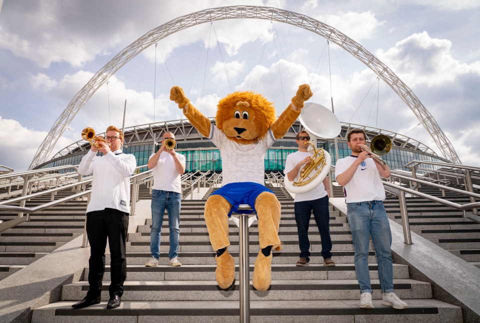 As The Sun exposed a ridiculous bid to axe England's Three Lions anthem as our World Cup anthem in Qatar, flaky FA bosses ditched their plot