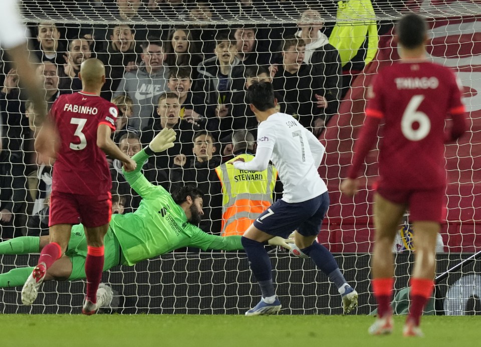 Son Heung-min scored as Tottenham put a huge dent in Liverpool's title hopes