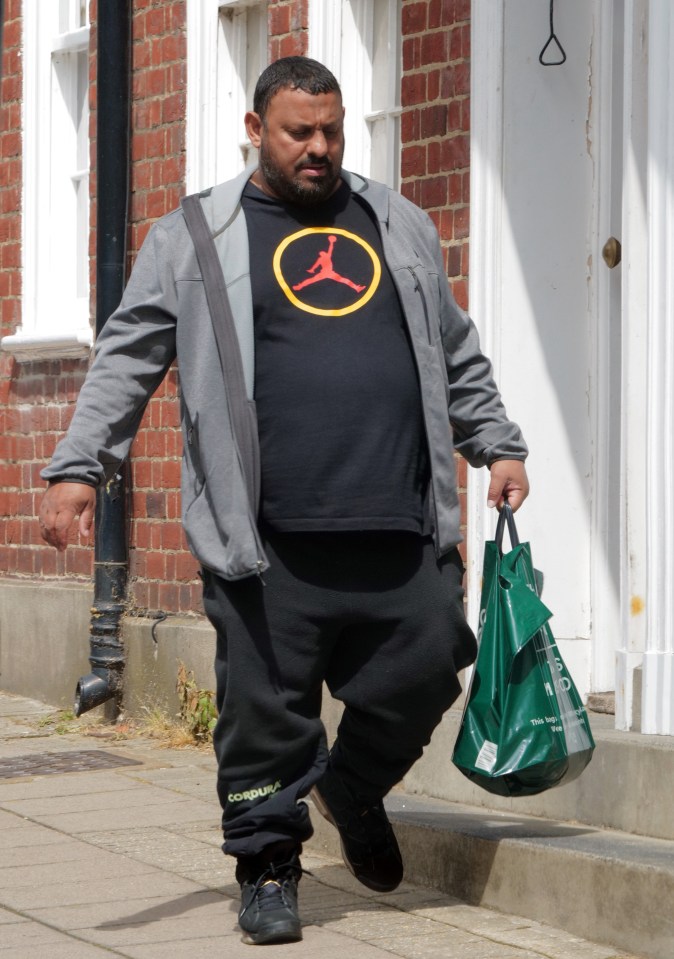 Prince Naseem Hamed is living up to his regal nickname by becoming a neighbour of the Queen