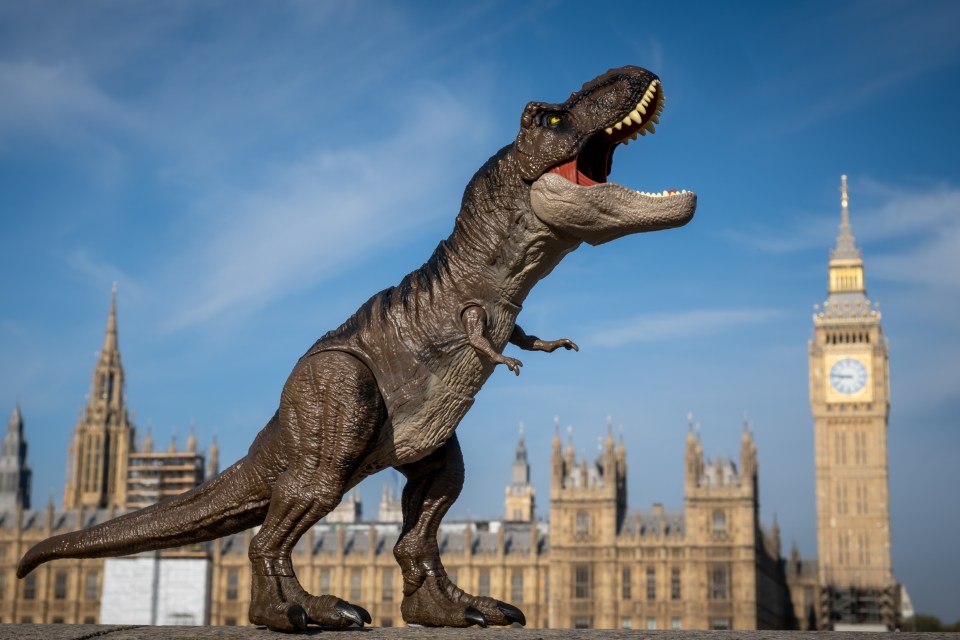 Terrifying T-Rex appears to loom over London – but he’s a toy