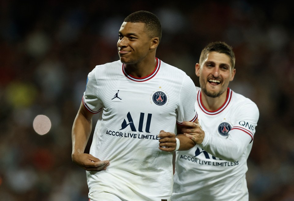 Mbappe says he will announce his future in the coming days