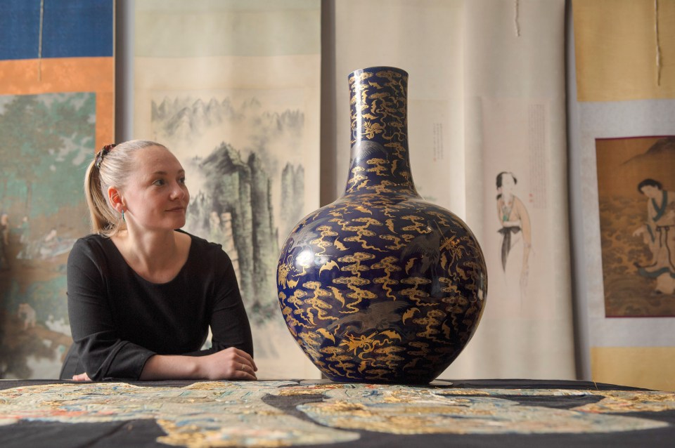 A 2ft vase which had been displayed in a kitchen has sold for almost £1.5million