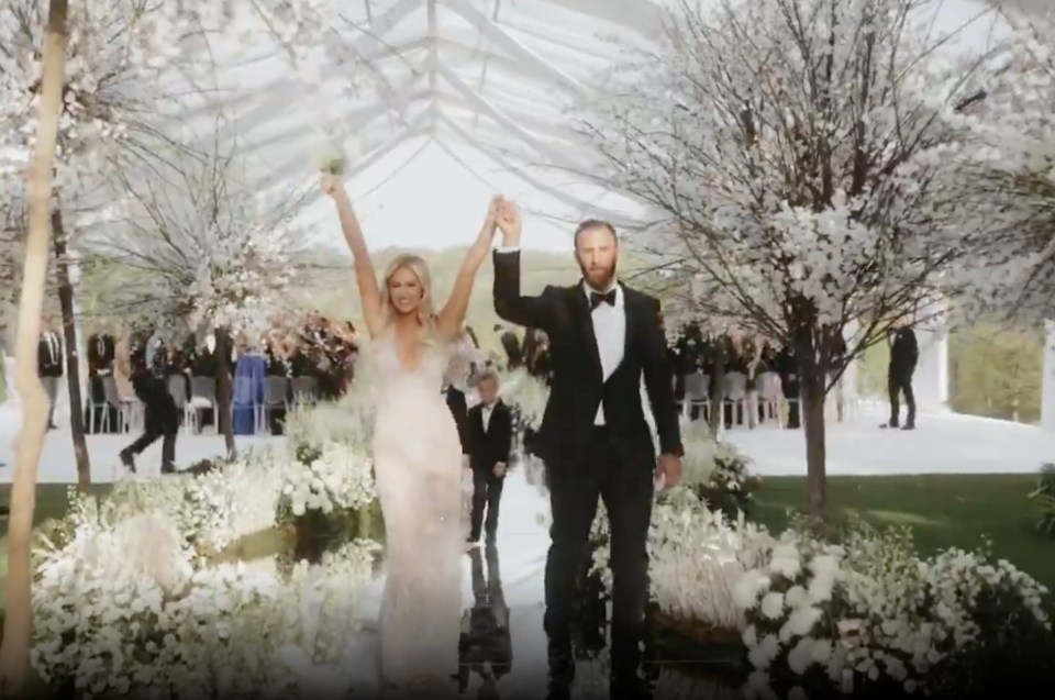 The couple wedded at the stunning Blackberry Farm in Tennessee