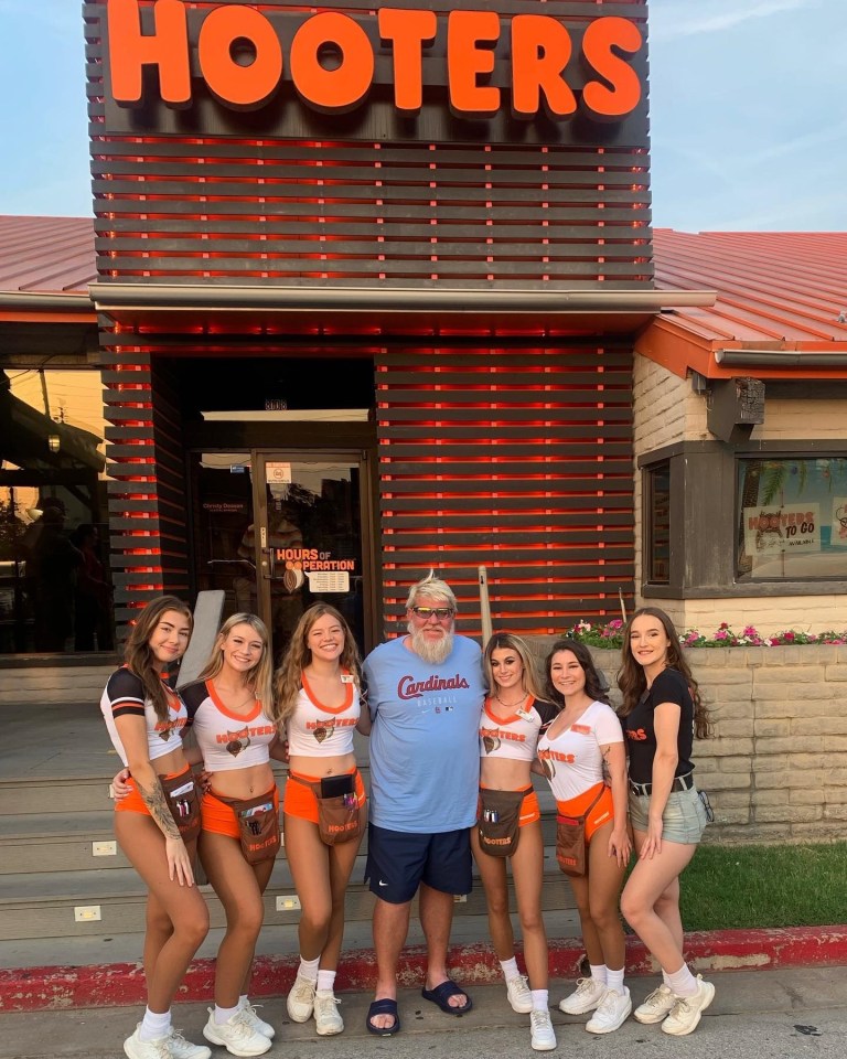 John Daly hung out with Hooters' girls after day one of the PGA Championship