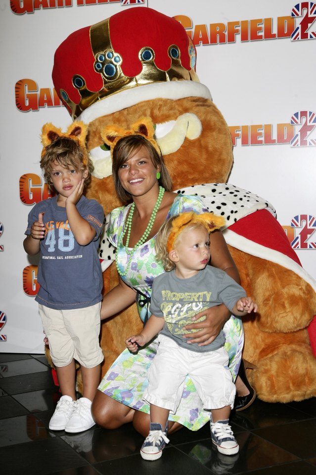 Bobby and brother Freddie with mum Jade