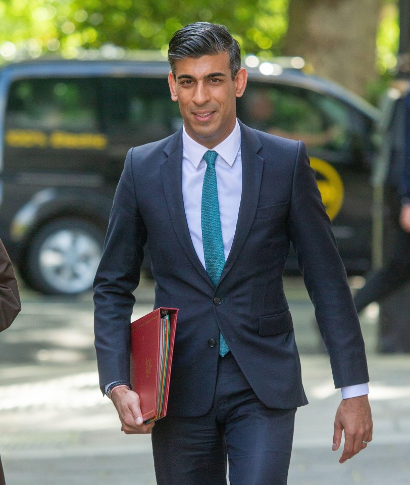 Rishi Sunak faced a backlash after it emerged the super-rich would get a £400 energy bill handout for every house they own