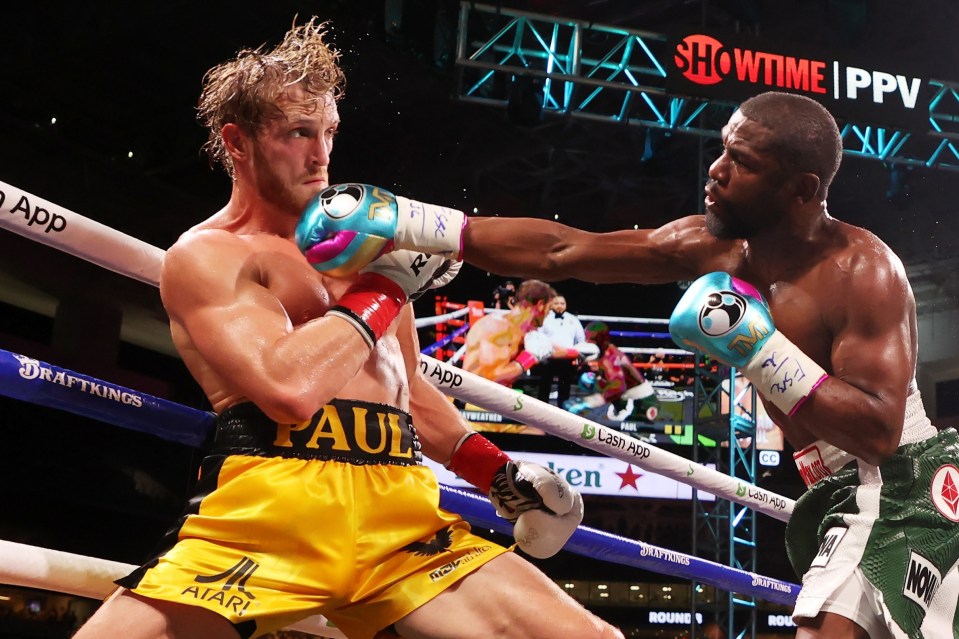 Logan Paul took Floyd Mayweather the distance