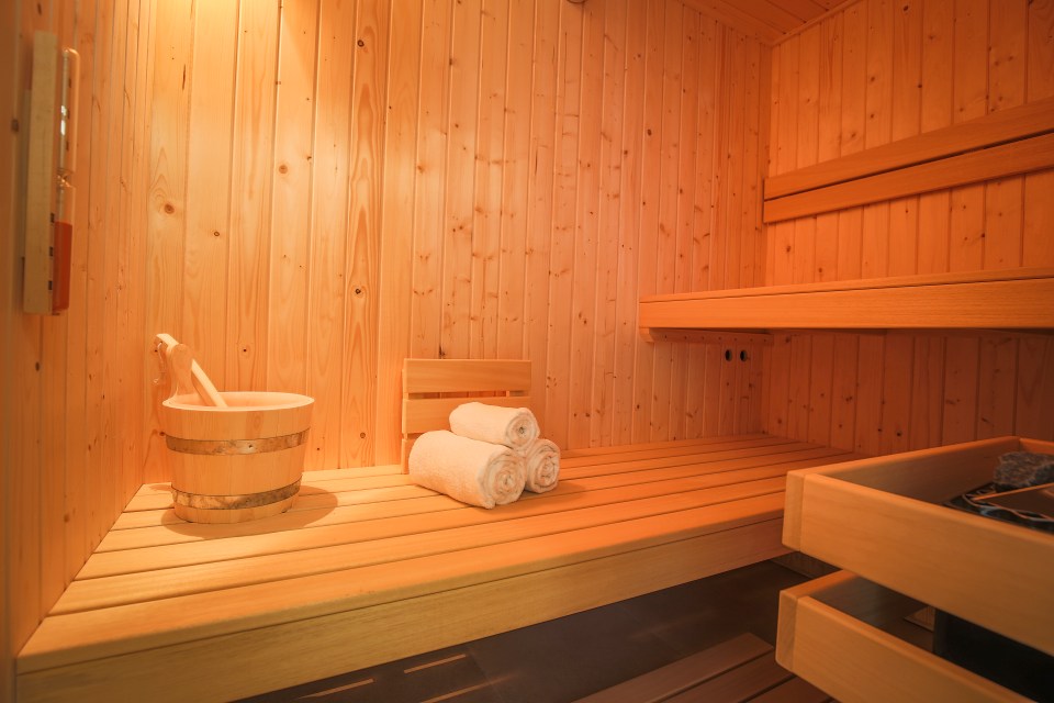 There’s even an indoor sauna adjoining the main bedrooms at the resort