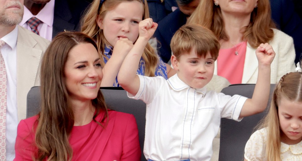 On the last day of the Platinum Jubilee celebrations, Louis was spotted pulling a wide array of facial expressions