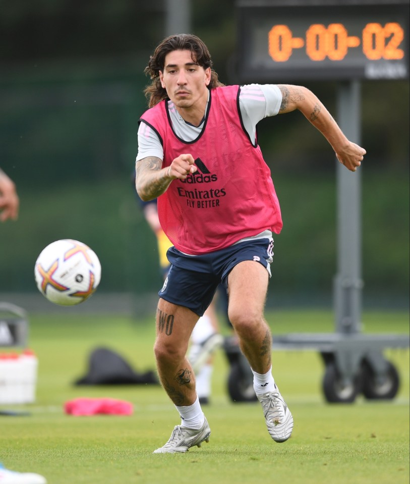 Betis cannot afford to fund a move for Bellerin