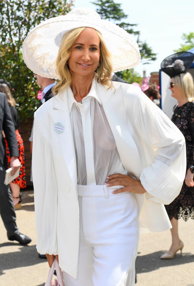 She appeared to be bra-less in the daring all-white combo