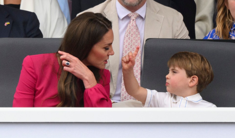 Kate is said to have told her son 'no hands' during their interaction