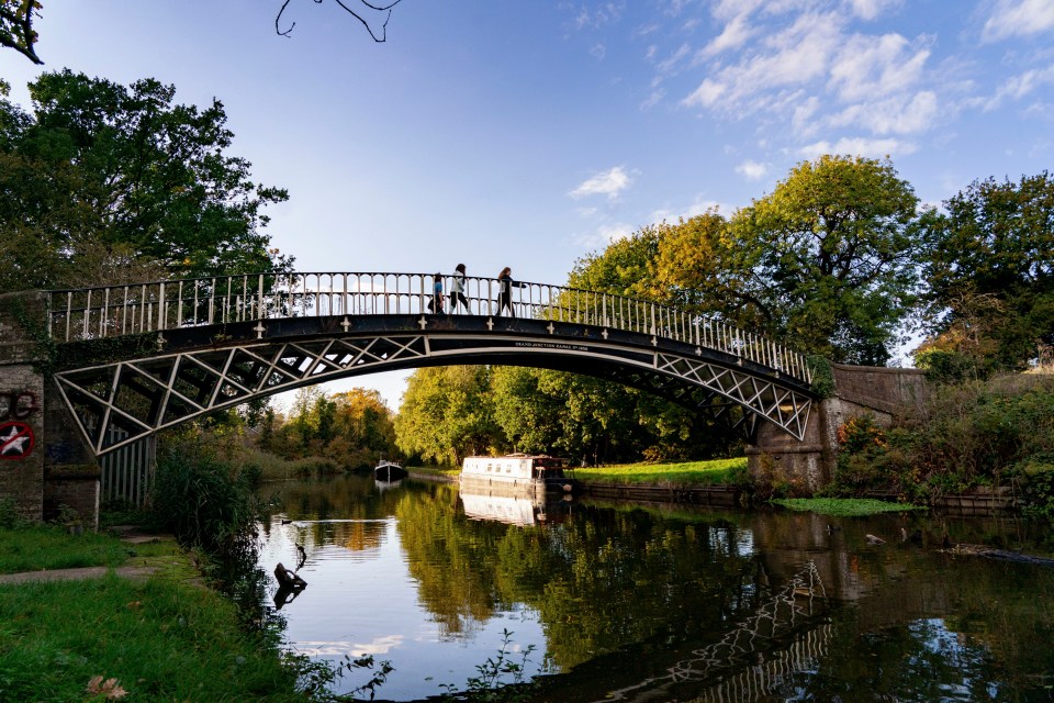 A witness claimed he saw Cannan dump a bag in the Grand Union Canal, Brentford