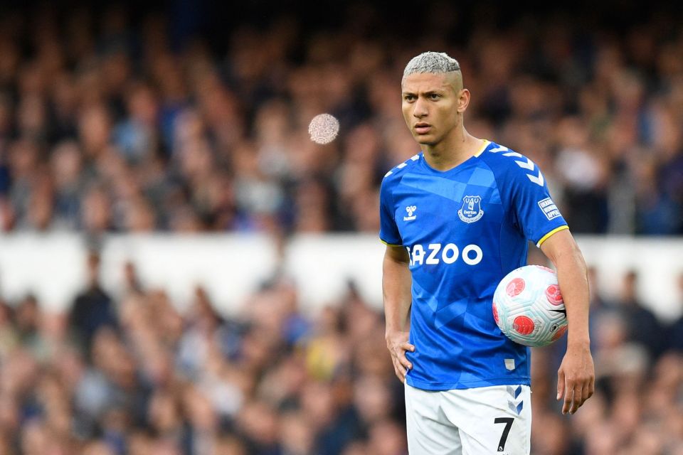 Senior Chelsea stars want the club to sign Richarlison