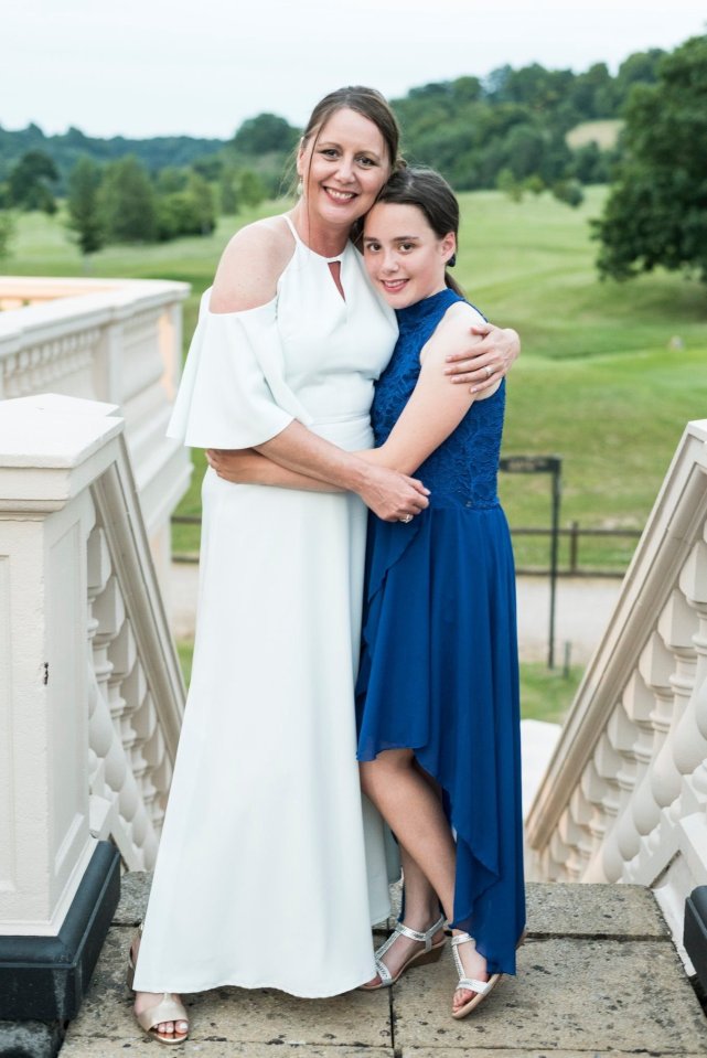 Teresa Whitfield and daughter Bethan