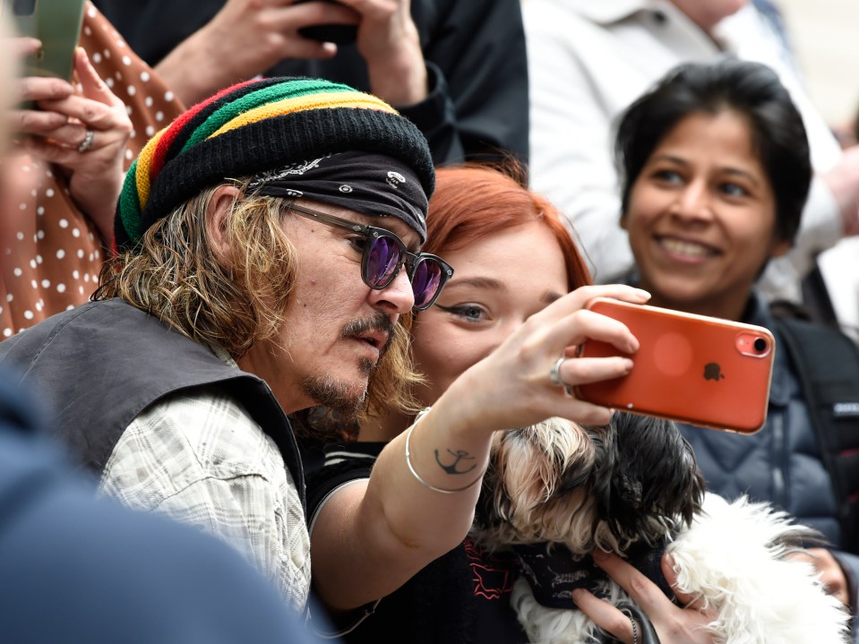 The actor posed for pictures with fans