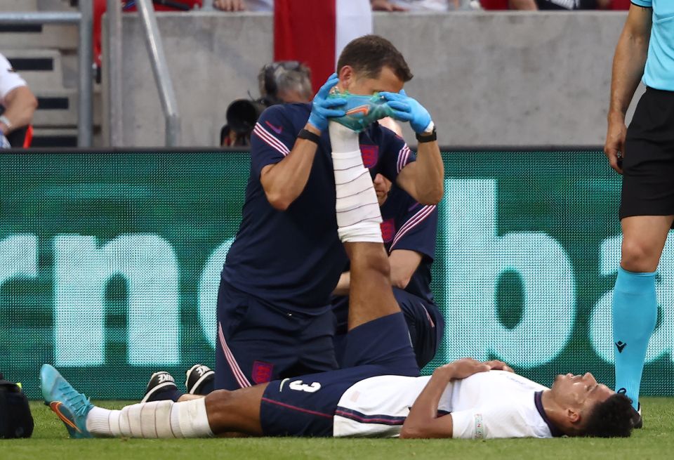 Leicester full-back James Justin received treatment in the first half on his Three Lions debut