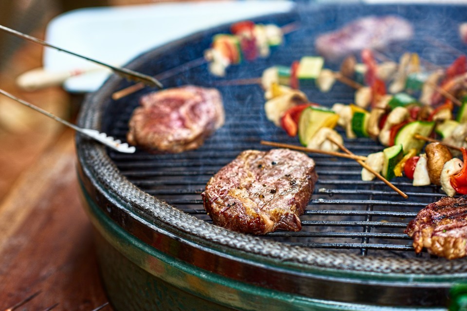 BBQs this summer can put you at risk of food poisoning – and according to experts, losing vision