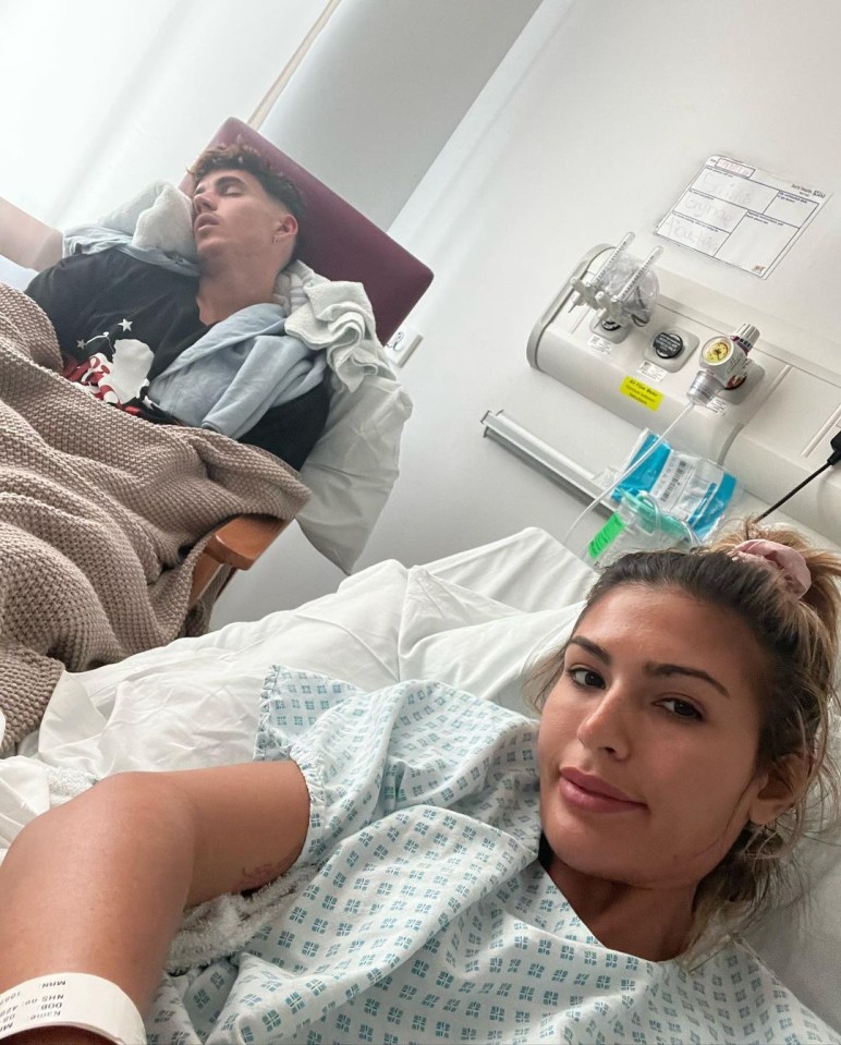 Emily was joined by co-star Cam in the hospital