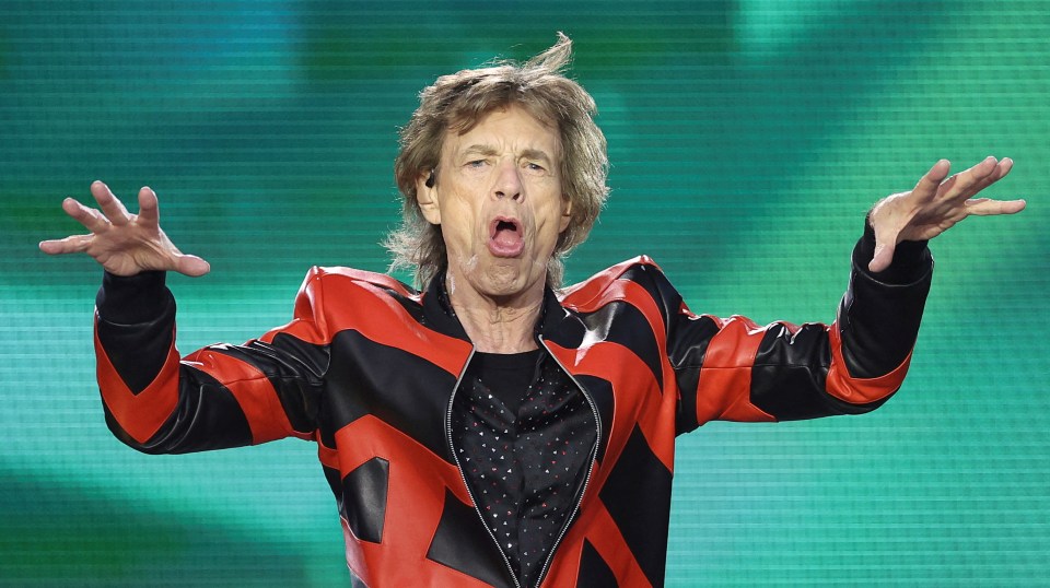 Mick Jagger has announced a new tour date for The Rolling Stones after making a speedy recovery from Covid