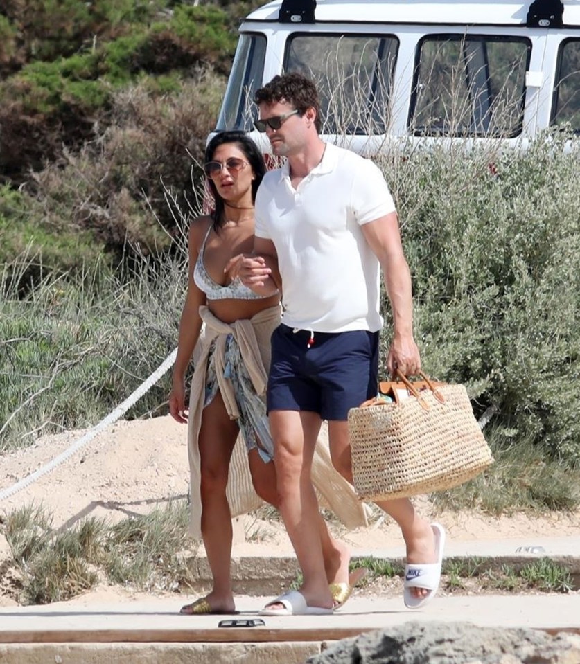 Nicole later changed into a £177 white bikini and went to eat with ex-rugby player boyfriend Thom