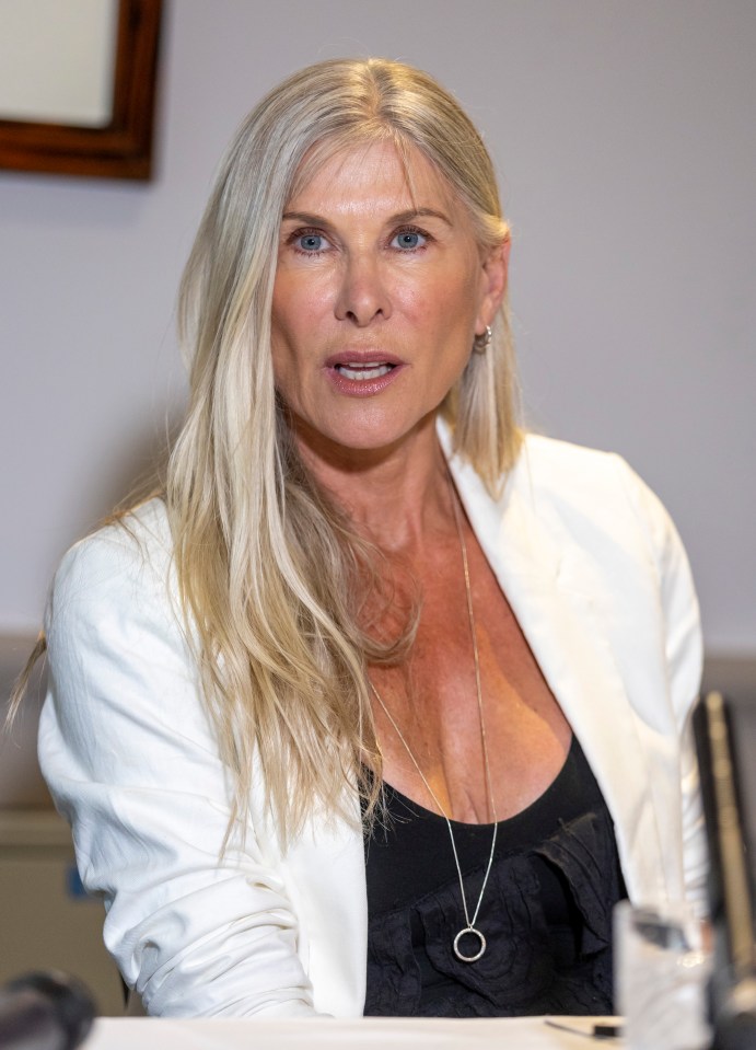 Former Olympic swimmer Sharron Davies has backed the move