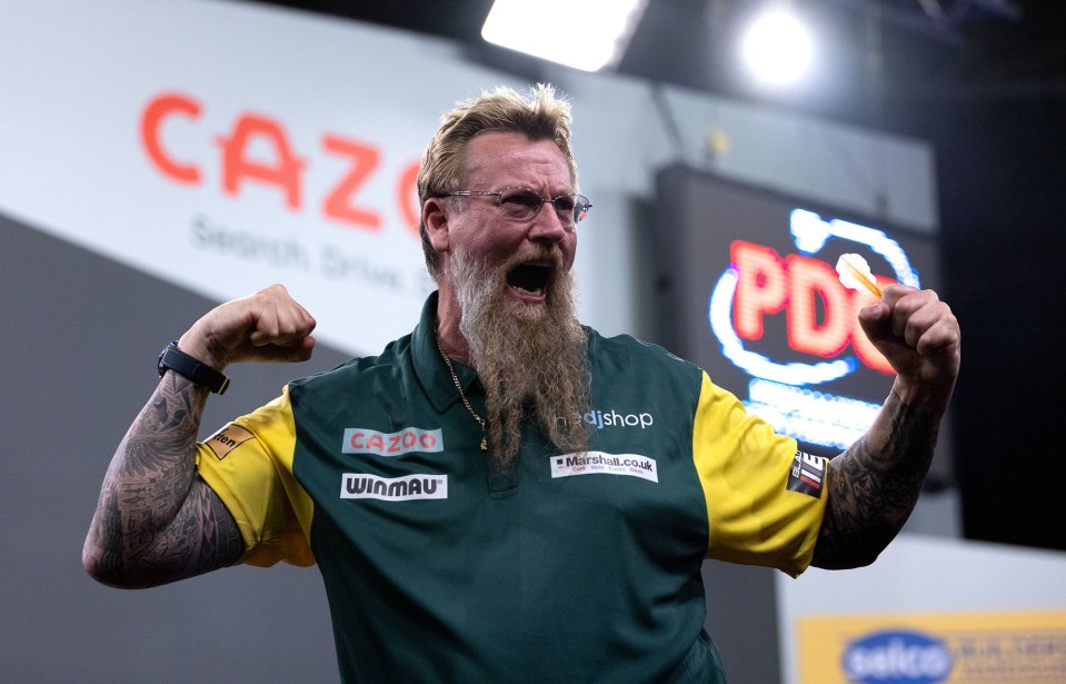 Simon Whitlock avenged his 2010 final defeat to England