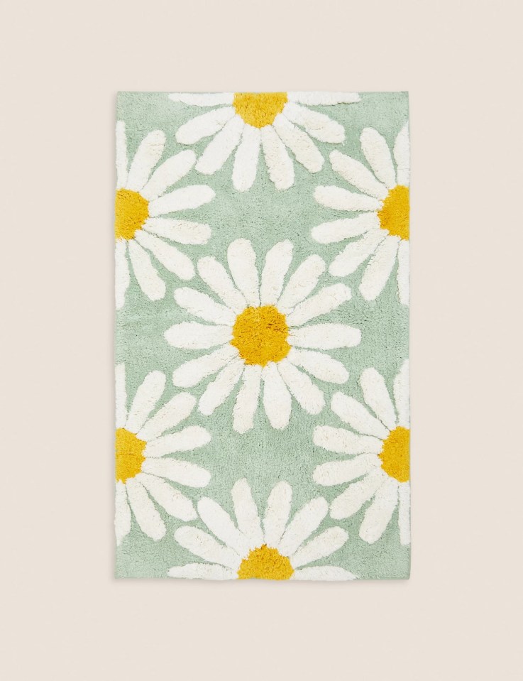 Another similar style bath mat is £15