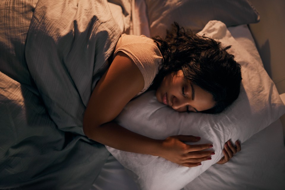 The key to losing weight could lie in sleeping patterns