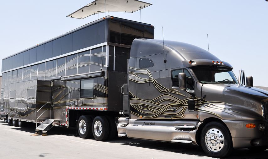 Anderson Mobile Estates provides motorhomes for the rich and famous