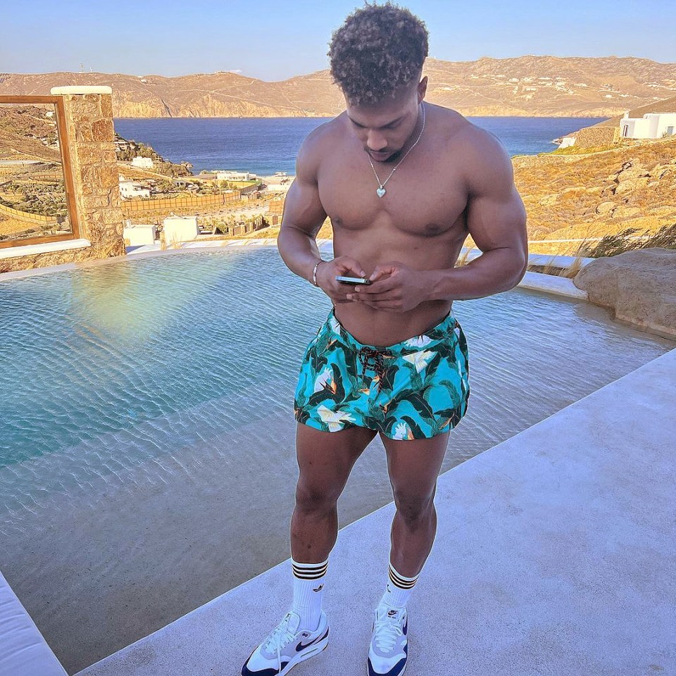 Wolves ace Adama Traore showed off his ripped figure while on holiday