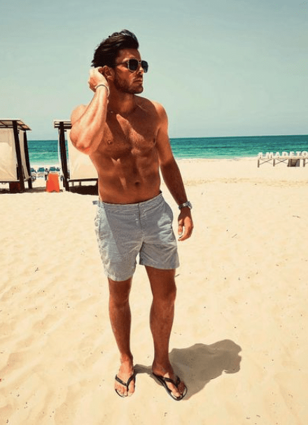 Jordan Brook showed off a six pack while announcing his Towie return