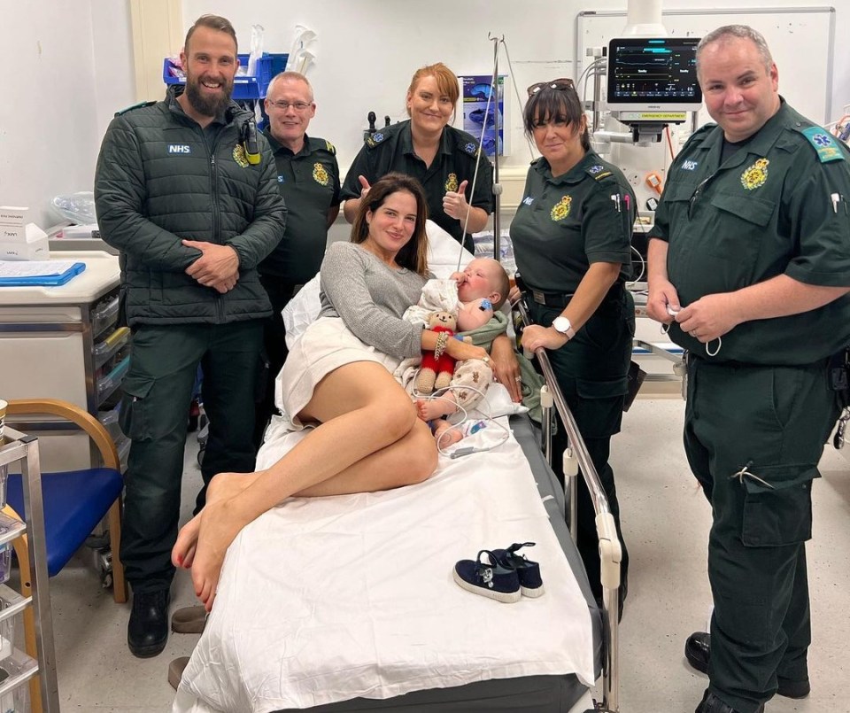 Posting to Instagram, she praised the work of the paramedics who helped treat her one-year-old