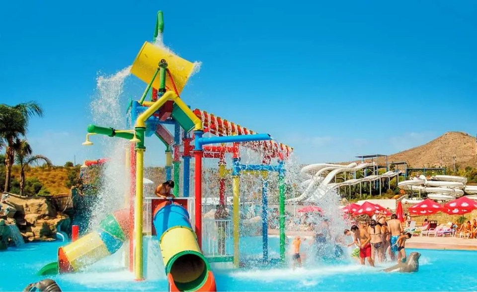 The Magic Natura Animal, Water Park & Polynesian Lodge Resort features three outdoor pools, including one with a children's section, a tipping water bucket, jets and a whirlpool