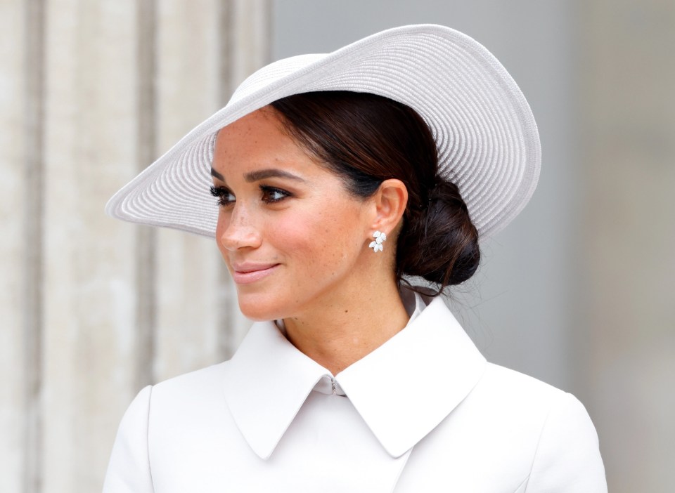 The Duchess of Sussex was sat to Kate's left in the cathedral and eagle-eyed viewers believe the Duchess of Cambridge was looking in that direction