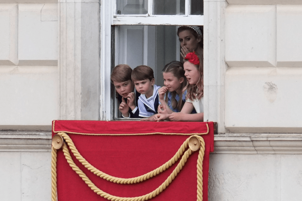 Louis cranes out of the window with his siblings and Mia Tindall