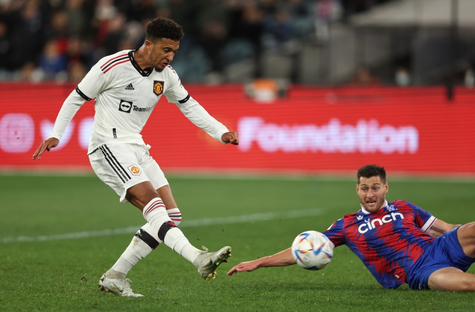 Jadon Sancho nets Man United's third