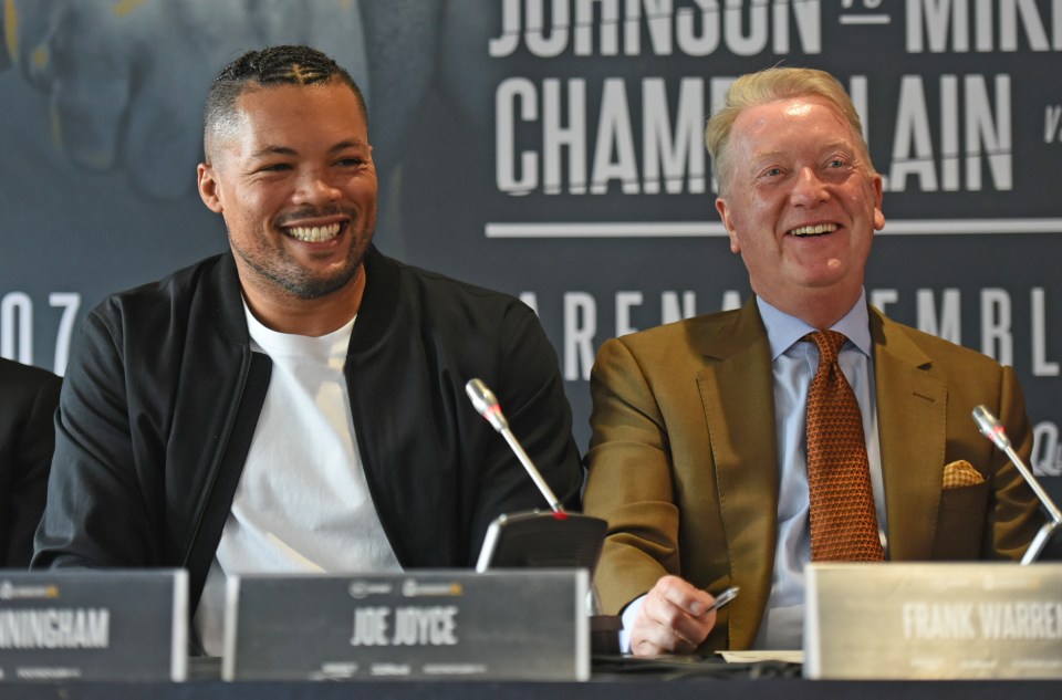 Joe Joyce pictured with promoter Frank Warren